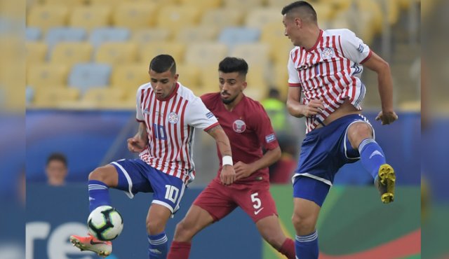 En una región donde el fútbol es una religión, se espera que la concurrencia en los estadios se multiplique cuando se acerque la definición de la primera fase y en las instancias de duelos de eliminación directa. AFP