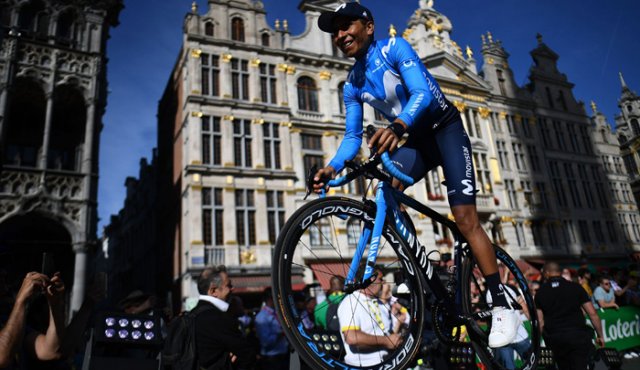 El colombiano Nairo Quintana, aseguró ayer en la rueda de prensa con su equipo,que está en muy buena forma para afrontar el Tour de Francia en el que su compatriota Egan Bernal de Ineos, parte como favorito. AFP