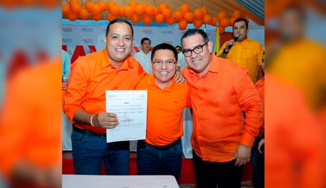 Urbina también cuenta con el apoyo del Partido Liberal y del representante Alejandro Carlos Chacón, quien anunció que acompañará esta candidatura. Cortesía