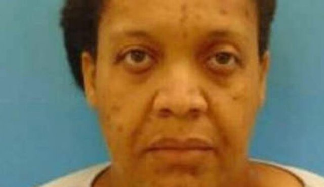 Delissa Crayton. Internet