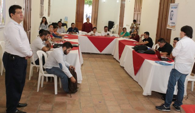 En el auditorio de la Biblioteca Pública Julio Pérez Ferrero se cumplió, ayer, una jornada de capacitación preelectoral por parte de la MOE, en la que participaron líderes sociales y políticos. En esta se analizó el panorama electoral en el contexto de Norte de Santander. César Obando y Cortesía