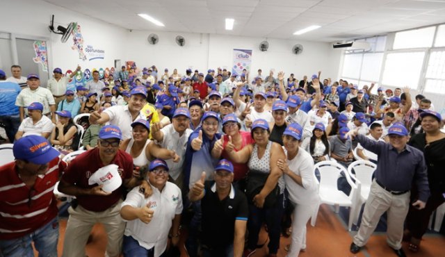 Serrano recordó que hace 24 años fue edil en la ciudadela Juan Atalaya y en ese sentido reconoció la labor que cumplen estas personas como encargados de hacer control, veeduría y servir de apoyo a los Concejos y a las alcaldías. Cortesía