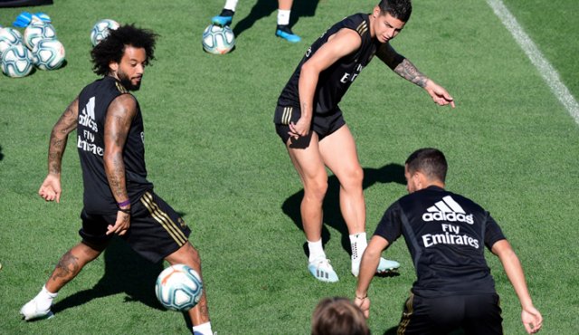 Ante la ausencia de Hazard por lesión y de Modric por suspensión, Zidane fue consultado sobre si utilizaría o no al colombiano. Archivo