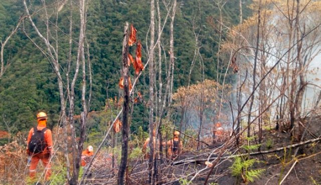 Los equipos con los que acuden los socorristas de la Defensa Civil a atender los incendios, en su mayoría cumplió su ciclo de vida útil. Cortesía