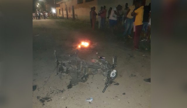 Este atentado se registró luego del secuestro del hermano del alcalde de esta localidad, Cristian García Sánchez, así como del hostigamiento al Ejército en el sector de El Tablón.
Colprensa