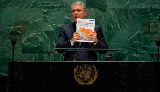 El presidente Iván Duque entregó la semana pasada ante la ONU, un documento denunciando las presuntas alianzas de la guerrilla del Eln con el régimen de Nicolás Maduro. Colprensa