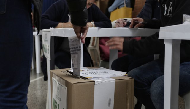 La aplicación es complemento de la alternativa electrónica de la Registraduría. Colprensa