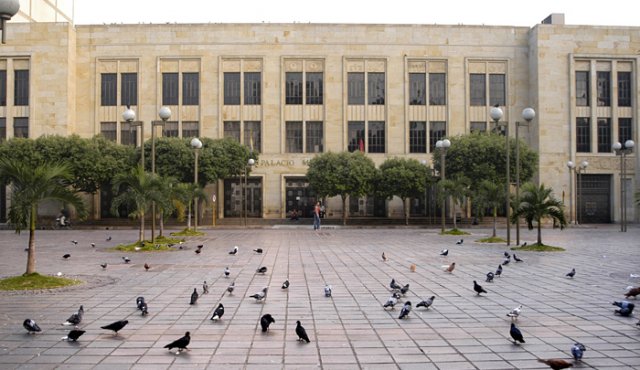 Los candidatos que aspiran al Palacio Municipal son doce. Dos de ellos, Bautista y Donamaris, son exalcaldes. Archivo La Opinión
