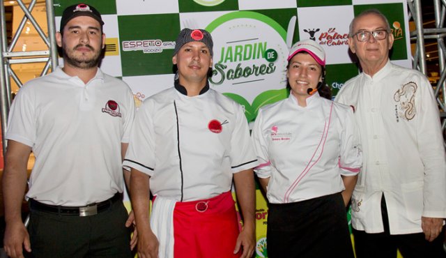 Andrés Medina, John Torres, Xiomara Morales y Carlos Arturo Marulanda. Alfredo Estévez