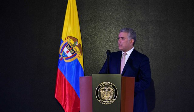 "Colombia va a tener tres días al año sin IVA. Esto será transformador para las familias"., señaló Duque. Presidencia