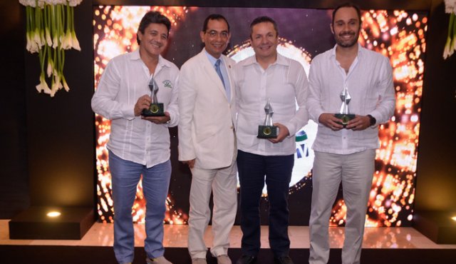 Mauricio Vargas, José Consuegra Bolívar, José Miguel González y Guillermo Infante, estuvieron el pasado 14 de noviembre en la ceremonia nacional.
Cortesía