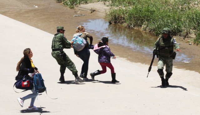 El norte de México ha sido escenario de hechos violentos en los últimos meses, como la frustrada captura, el 17 de octubre, de Ovidio Guzmán, hijo del capo Joaquín “Chapo” Guzmán, condenado a cadena perpetua en Estados Unidos. AFP