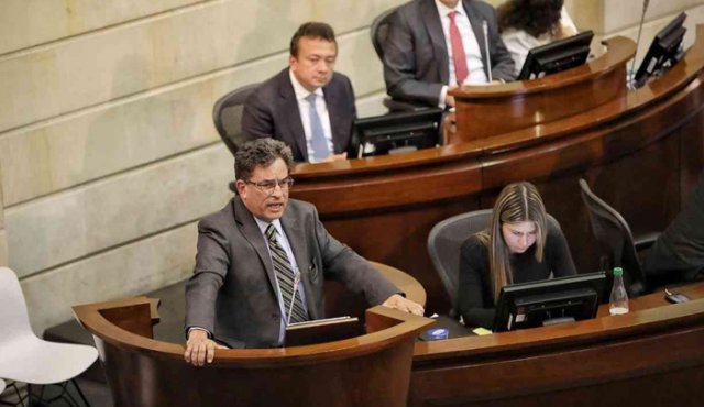 Ministro de Hacienda, Alberto Carrasquilla. Colprensa