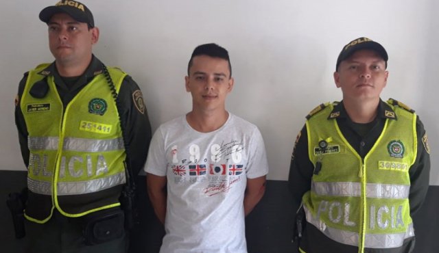Edison Gómez Orjuela, de 33 años. Policía