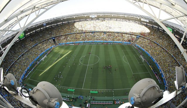 Hallar el equilibrio entre el negocio y la expansión, con las condiciones adecuadas que requieren los jugadores, es clave para que el fútbol afronte el presente con buenas perspectivas. Archivo