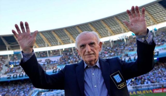 Como delantero, Pizzuti anotó 182 goles, de los cuales 118 goles son con la casaca de Racing. Tomada de Twitter