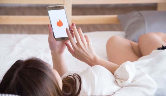 Tinder, que está disponible en más de 190 países de todo el mundo, reivindica propiciar más de un millón de citas a la semana. Tomada de Twitter