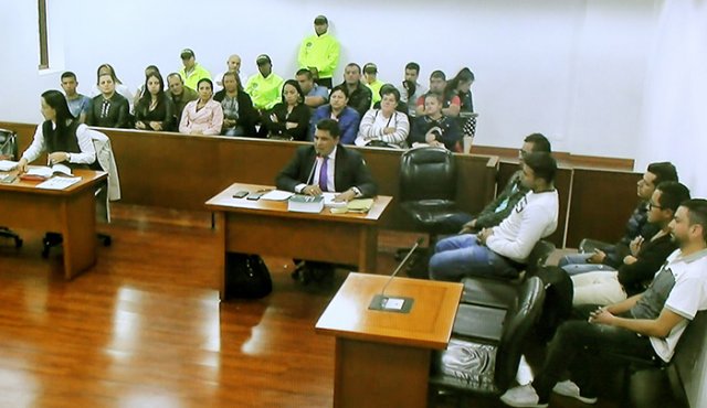 En el laboratorio coquero localizado en la finca del embajador de Colombia en Uruguay se producían, mensualmente, 1,8 toneladas de droga.
Colprensa