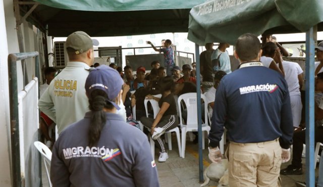 Una comisión de Migración Colombia se encuentra en Ocaña verificando la presencia irregular de extranjeros y definir su permanencia en la región.
Cortesía