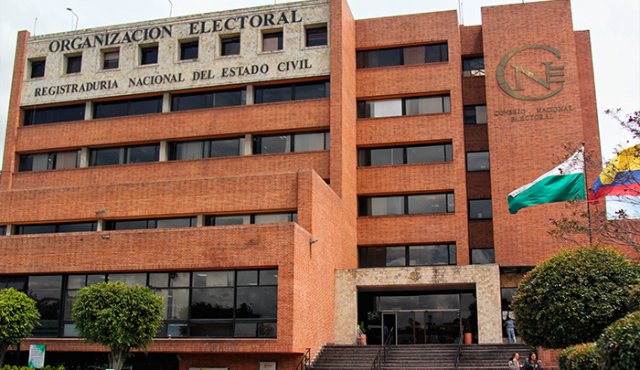 Alexander Vega, registrador nacional, aseguró que todo es en prevención del contagio de la COVID-19. Colprensa