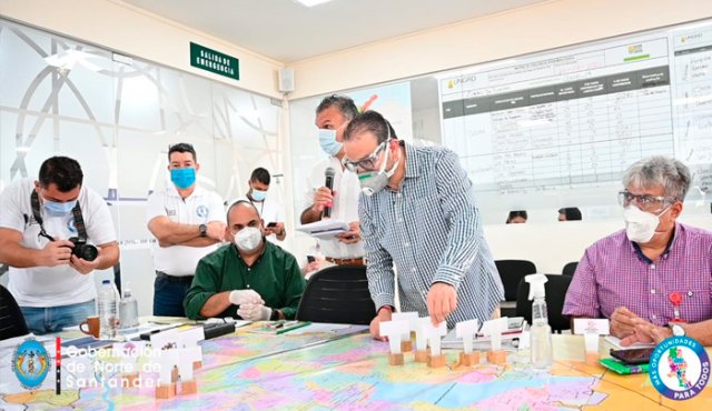 El gobernador Silvano Serrano dirigió el simulacro que se llevó a cabo en el Puesto de Mando Unificado para conocer cómo estamos en el manejo, traslado y disposición final de cadáveres con COVID-19.
 Cortesía