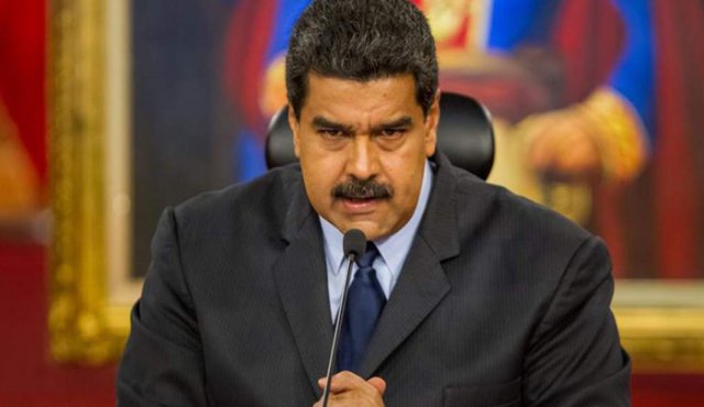 Niños menores de 14 años podrán salir a la calle acompañados de un adulto, dijo Maduro. Archivo