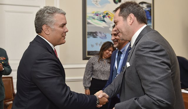 El presidente Iván Duque con Carlos Ruiz Massieu, jefe de la misión de verificación de la ONU en Colombia. Colprensa