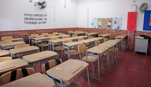 La ayuda que anunció el Gobierno Nacional para el sector educativo privado no fue recibida con agrado por los representantes de esta comunidad educativa, debido a que no están pensando en endeudarse más de lo que están. Archivo