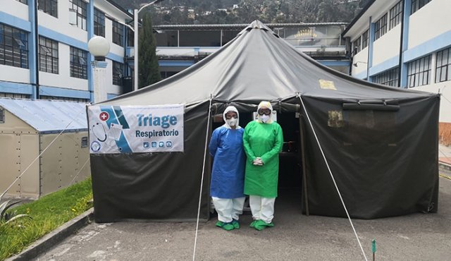 En estas carpas se atienden y valoran los pacientes con dificultades respiratorias. Cortesía