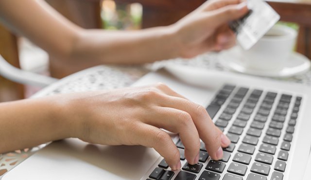 El eCommerce es la nueva alternativa en los comercios del país. Colprensa