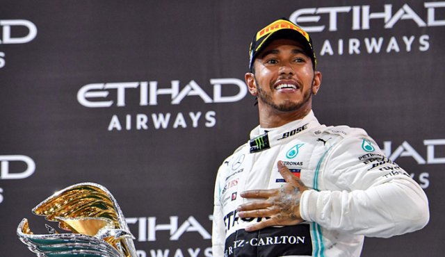 Lewis Hamilton criticó en su cuenta de Instagram a la Formula 1 por guardar silencio frente a la muerte de George Floyd. Además dijo ser “una de las pocas personas de color” en la industria. Archivo