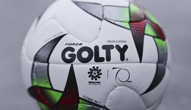 ´Forza´balón oficial de la liga colombiana. Colprensa