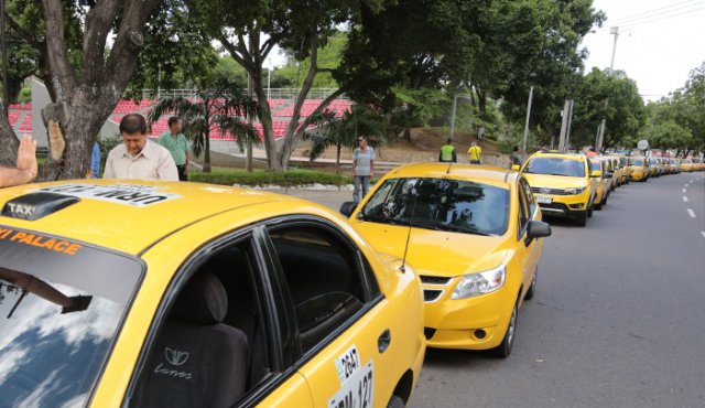 Los taxistas dicen tener al menos seis razones para protestar. Archivo