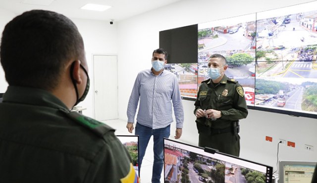 Las autoridades en Ocaña se reunieron en con el Comandante del Departamento de la Policía Nacional en Norte de Santander para analizar temas de seguridad. Cortesía