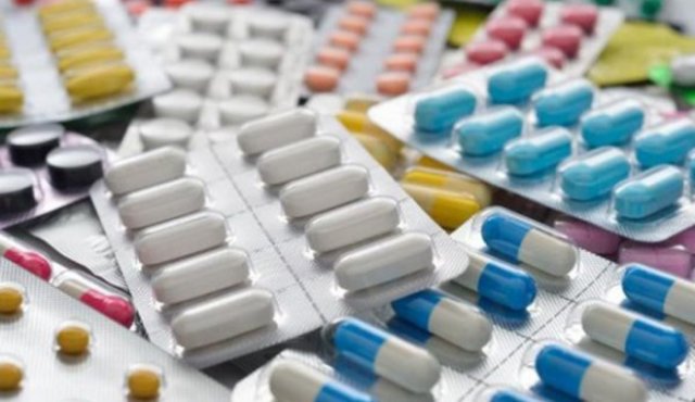 Medicamentos que supuestamente funcionan contra la COVID-19 no son seguros: MinSaud. Colprensa