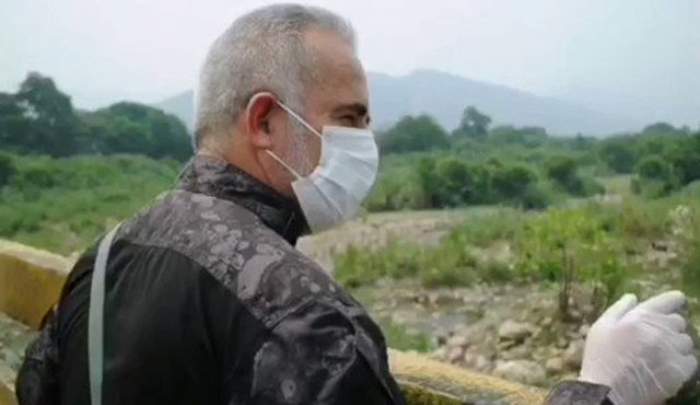 Bernal llamó a la población a cumplir las medidas de bioseguridad y cuarentena radical. Tomada de Twitter