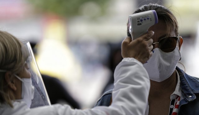El país suma así un total de 15.979 fallecidos desde que comenzó la pandemia. Colprensa