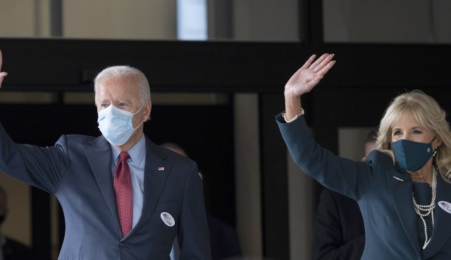 El candidato Joe Biden votó anticipadamente el miércoles. AFP