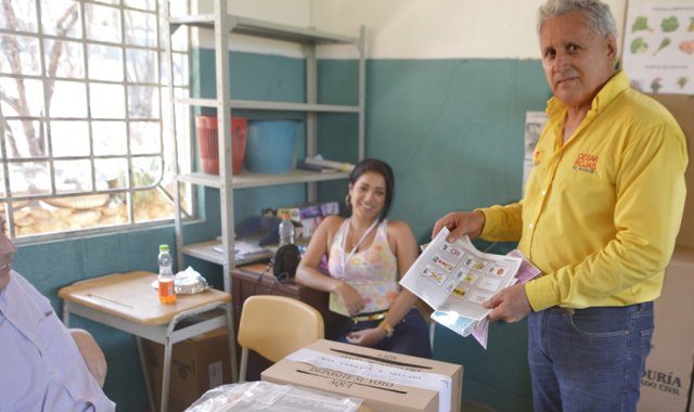 Juan Pablo Bayona y Cortesía