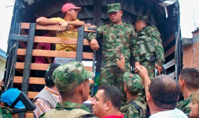 Luis Carlos Villegas resaltó que por primera vez hay investigaciones contra las batidas ilegales. Taulacolombia.org