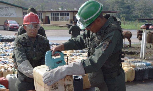El combustible fue entregado al Destacamento 212 de la Guardia Nacional Bolivariana. Cortesía