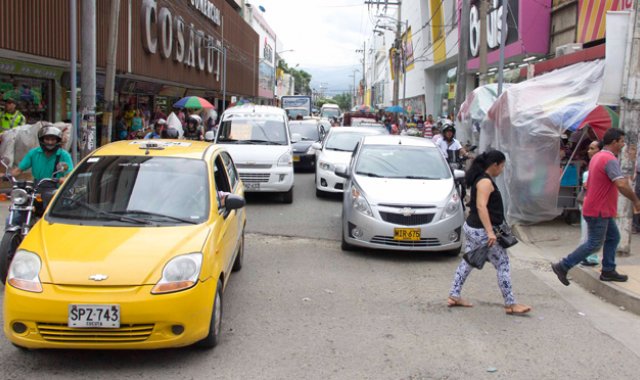 Desde este jueves, todos los vehículos automotores con placas de Cúcuta y el área metropolitana tienen pico y placa en el centro de Cúcuta. Alfredo Estévez