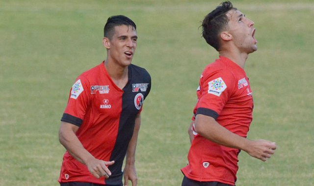 El Cúcuta Deportivo visita hoy, a las 3:00 de la tarde, al Fortaleza CEIF, en el último partido de la fase todos contra todos. Édgar Cusgüen