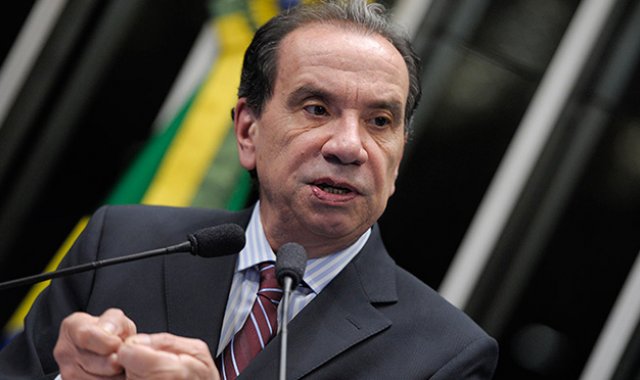 Gerardo Antonio Delgado Maldonado, responsable por la embajada de Venezuela en Brasilia. unionradio.net