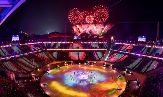 La ceremonia tuvo lugar en el estadio olímpico de Pyeongchang AFP