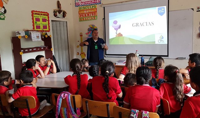 Las charlas se iniciaron en los colegios de la zona rural. Se tiene previsto llegar hasta las instituciones del casco urbano para fortalecer la cultura ambiental. Cortesía