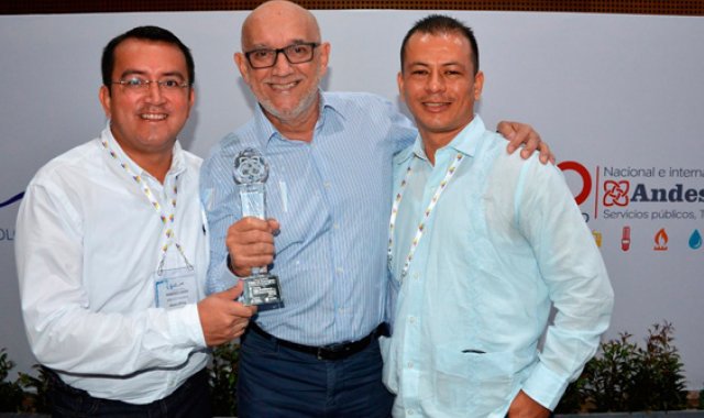 Especiales para La Opinión