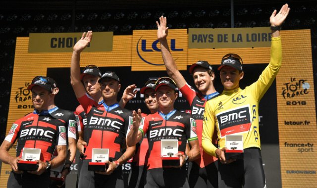 Greg Van Avermaet quedo de líder en la general individual. AFP