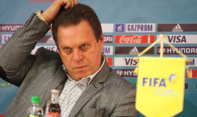 De acuerdo a la Superintendencia de Industria y Comercio, la supuesta reventa de boletas para ver a Colombia en las eliminatorias para Rusia -2018, que salpica a Ramón Jesurún, habría dejado $21.800 millones en ingresos. Archivo