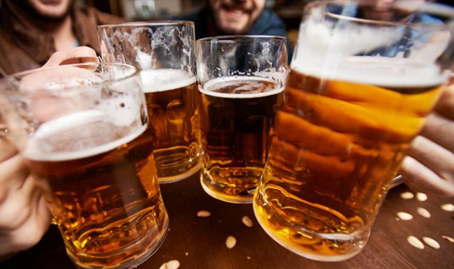 El 80% de los encuestados prefieren la cerveza rubia. Internet